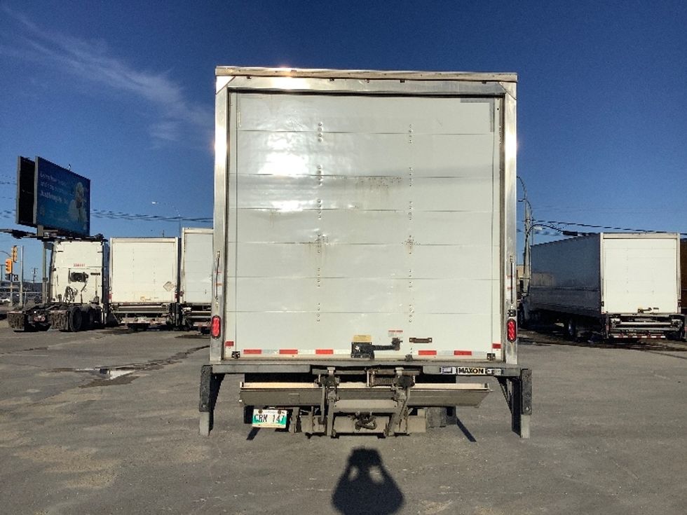 Medium Duty Box Truck-Light and Medium Duty Trucks-Hino-2020-195-Winnipeg-MB-285,408\n\t\tkm-$ 44,500 - Image 7