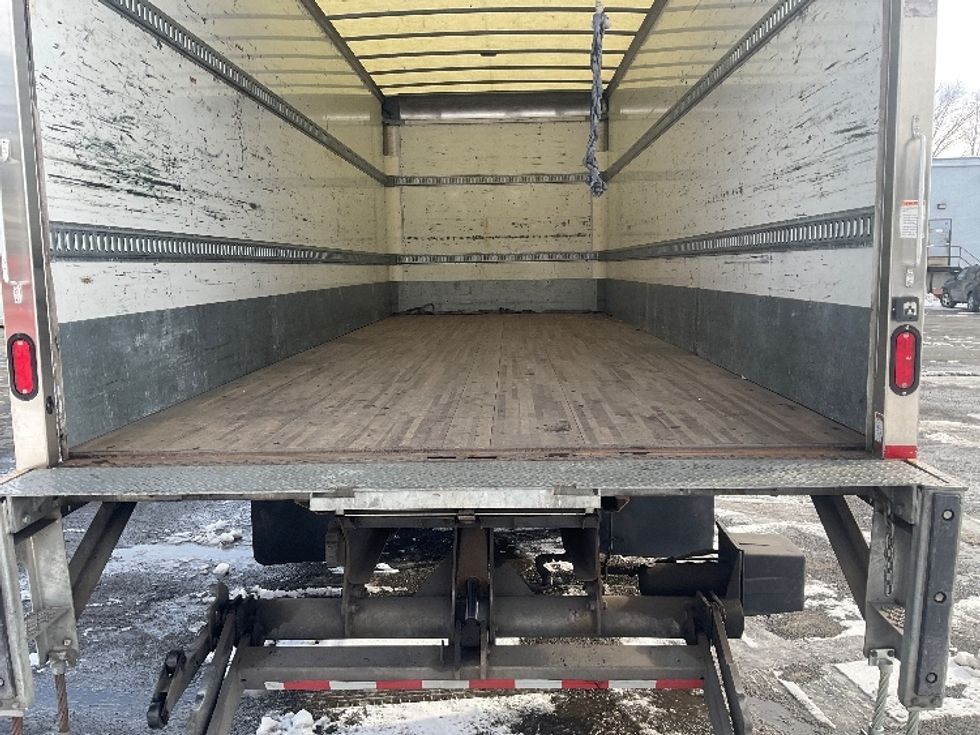 Medium Duty Box Truck-Light and Medium Duty Trucks-Hino-2020-258LP-Elmsford-NY-83,727\n\t\tmiles-$ 61,250 - Image 10