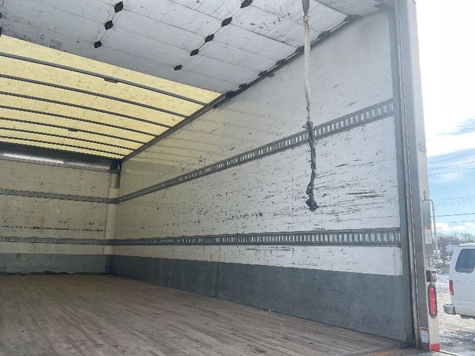 Medium Duty Box Truck-Light and Medium Duty Trucks-Hino-2020-258LP-Elmsford-NY-83,727\n\t\tmiles-$ 61,250 - Image 12