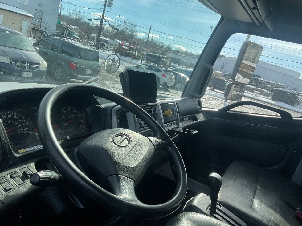 Medium Duty Box Truck-Light and Medium Duty Trucks-Hino-2020-258LP-Elmsford-NY-83,727\n\t\tmiles-$ 61,250 - Image 17