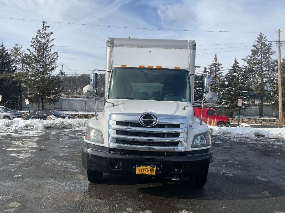 Medium Duty Box Truck-Light and Medium Duty Trucks-Hino-2020-258LP-Elmsford-NY-83,727\n\t\tmiles-$ 61,250 - Image 2