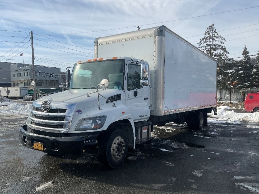 Medium Duty Box Truck-Light and Medium Duty Trucks-Hino-2020-258LP-Elmsford-NY-83,727\n\t\tmiles-$ 61,250 - Image 3