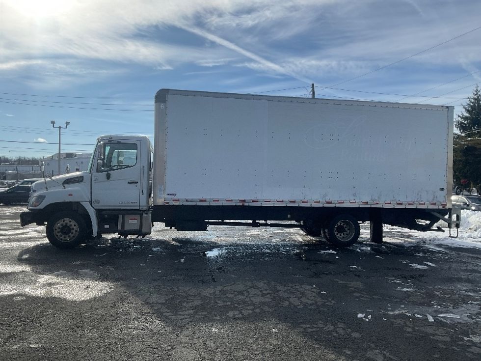 Medium Duty Box Truck-Light and Medium Duty Trucks-Hino-2020-258LP-Elmsford-NY-83,727\n\t\tmiles-$ 61,250 - Image 4