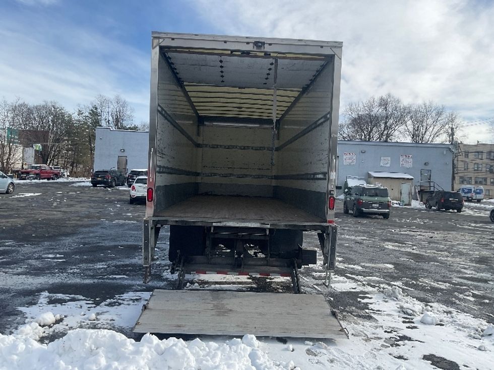 Medium Duty Box Truck-Light and Medium Duty Trucks-Hino-2020-258LP-Elmsford-NY-83,727\n\t\tmiles-$ 61,250 - Image 9