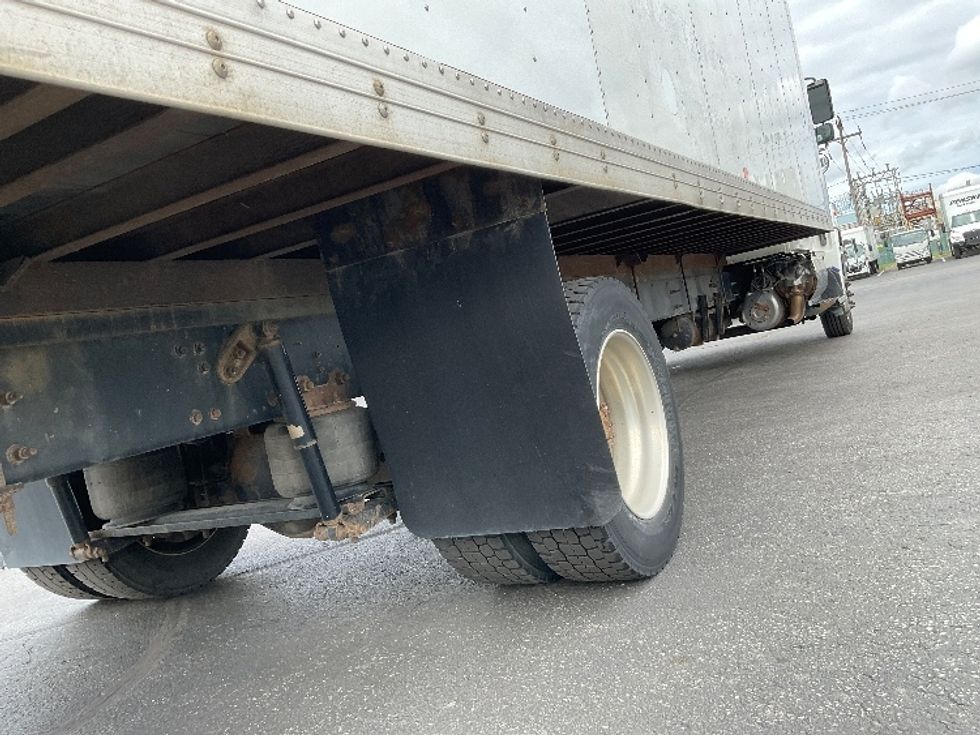 Medium Duty Box Truck-Light and Medium Duty Trucks-Hino-2020-258LP-Mississauga-ON-333,132\n\t\tkm-$ 52,750 - Image 14