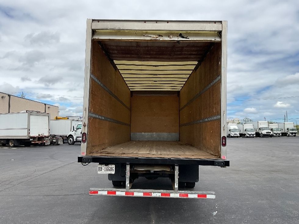 Medium Duty Box Truck-Light and Medium Duty Trucks-Hino-2020-258LP-Mississauga-ON-333,132\n\t\tkm-$ 52,750 - Image 8