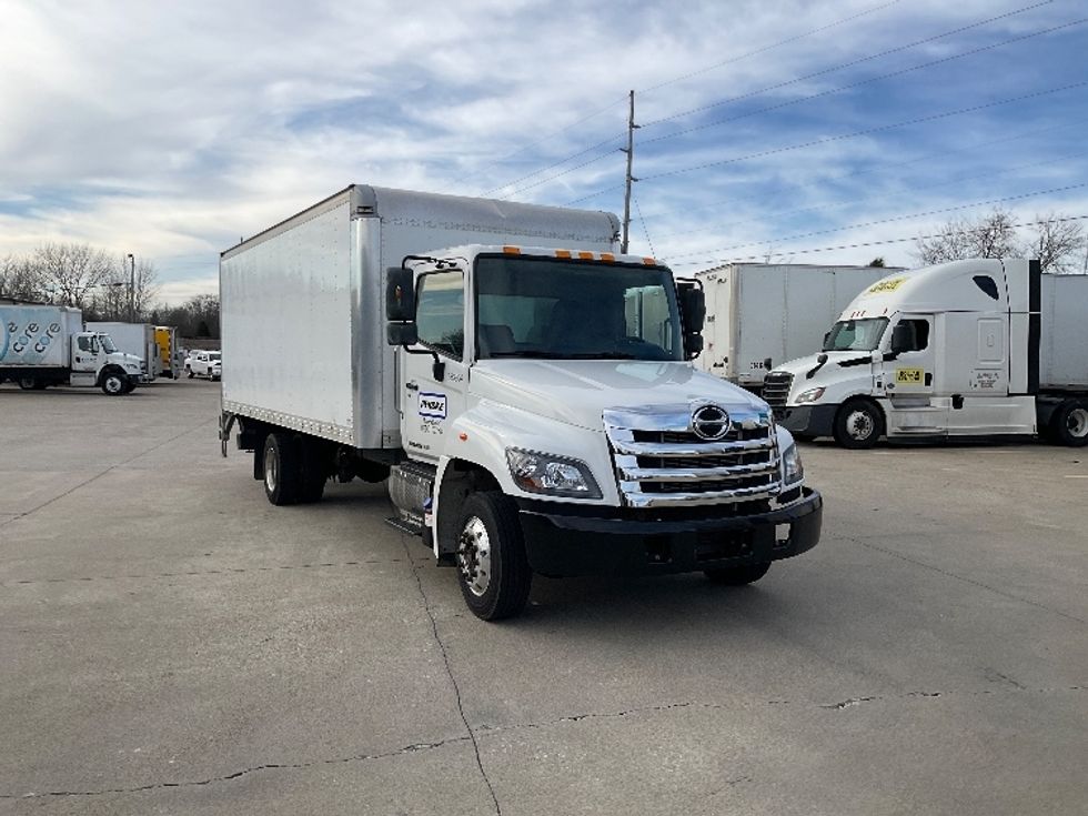 Medium Duty Box Truck-Light and Medium Duty Trucks-Hino-2020-258LP-Nashville-TN-182,082\n\t\tmiles-$ 40,750 - Image 1