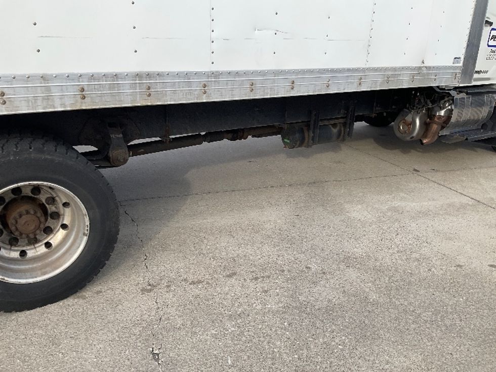 Medium Duty Box Truck-Light and Medium Duty Trucks-Hino-2020-258LP-Nashville-TN-182,082\n\t\tmiles-$ 40,750 - Image 14