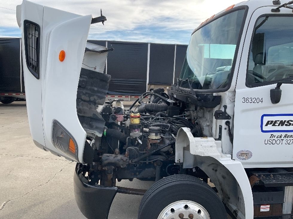 Medium Duty Box Truck-Light and Medium Duty Trucks-Hino-2020-258LP-Nashville-TN-182,082\n\t\tmiles-$ 40,750 - Image 24