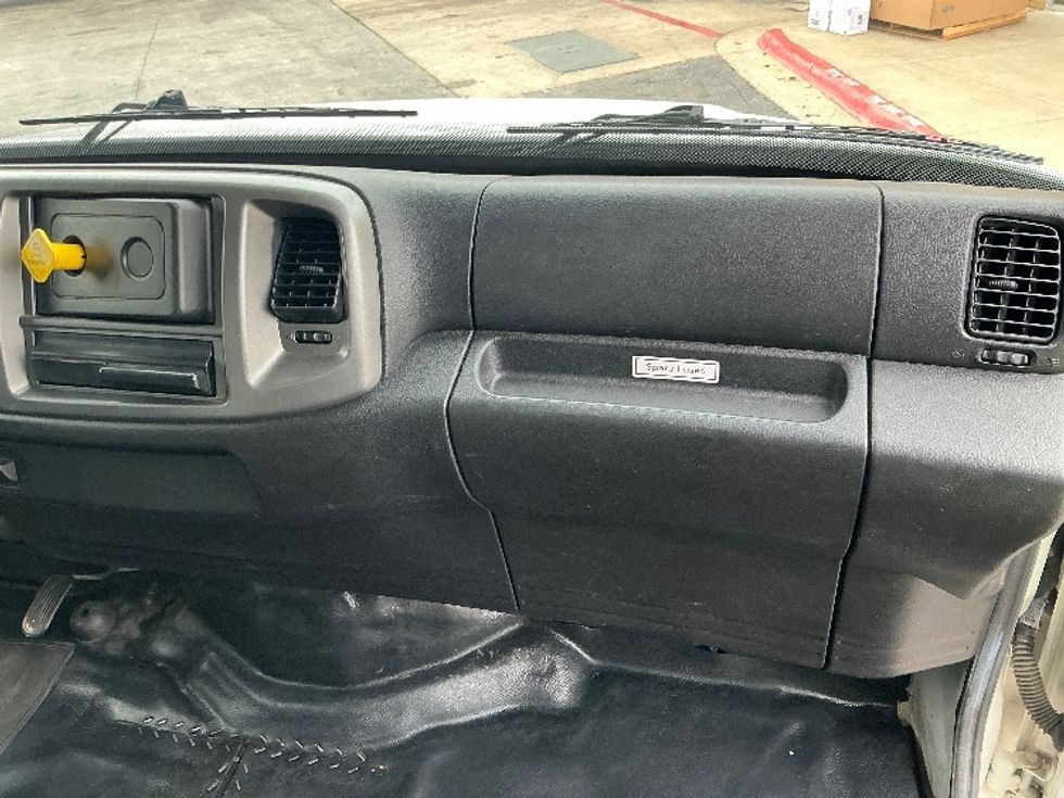 Medium Duty Box Truck-Light and Medium Duty Trucks-Hino-2020-268-Austin-TX-197,887\n\t\tmiles-$ 51,000 - Image 21