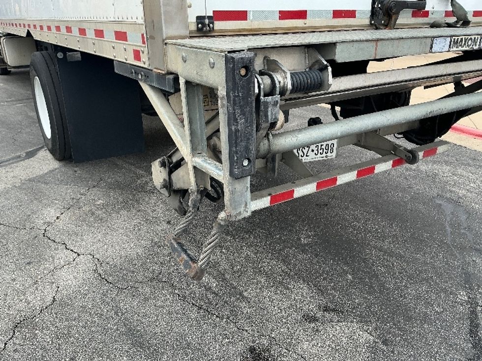 Medium Duty Box Truck-Light and Medium Duty Trucks-Hino-2020-268-Austin-TX-197,887\n\t\tmiles-$ 51,000 - Image 26