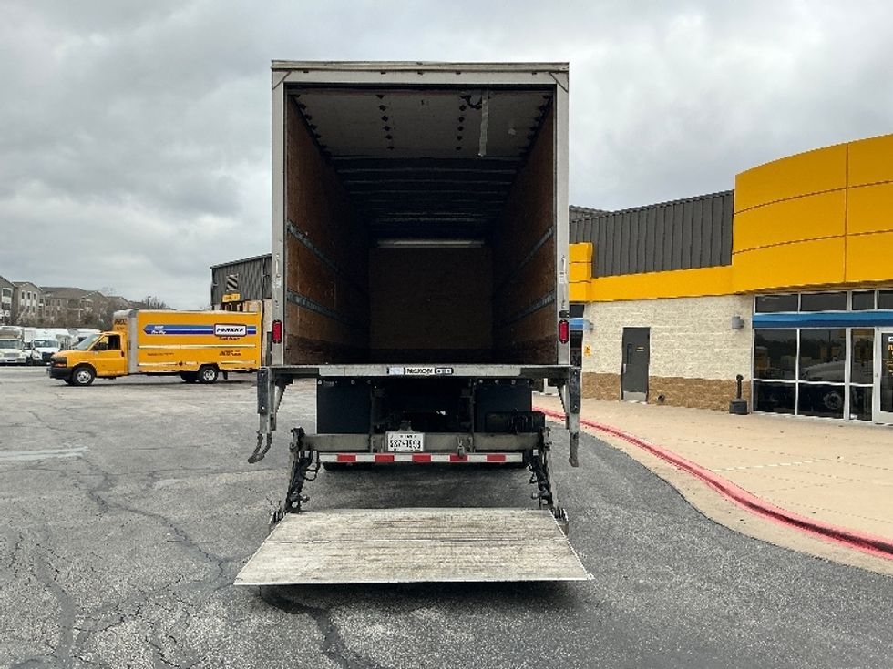 Medium Duty Box Truck-Light and Medium Duty Trucks-Hino-2020-268-Austin-TX-197,887\n\t\tmiles-$ 51,000 - Image 9