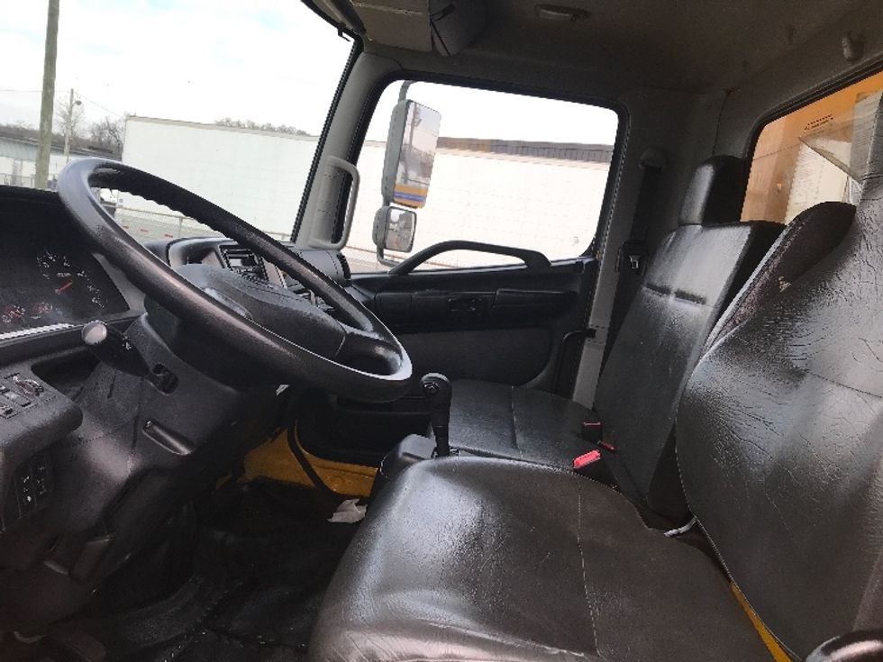Medium Duty Box Truck-Light and Medium Duty Trucks-Hino-2020-268-Baltimore-MD-174,411\n\t\tmiles-$ 50,000 - Image 14