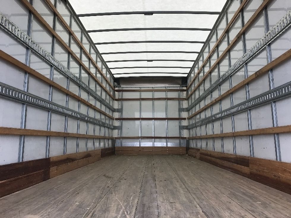 Medium Duty Box Truck-Light and Medium Duty Trucks-Hino-2020-268-Baltimore-MD-174,411\n\t\tmiles-$ 50,000 - Image 7