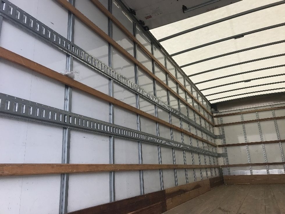 Medium Duty Box Truck-Light and Medium Duty Trucks-Hino-2020-268-Baltimore-MD-174,411\n\t\tmiles-$ 50,000 - Image 8