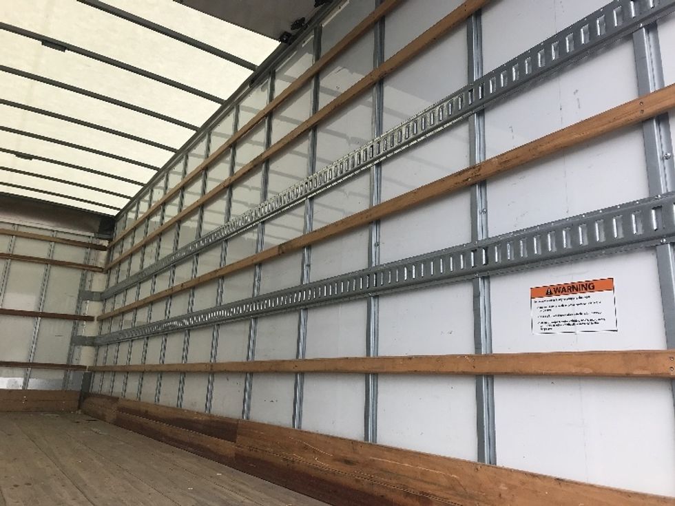 Medium Duty Box Truck-Light and Medium Duty Trucks-Hino-2020-268-Baltimore-MD-174,411\n\t\tmiles-$ 50,000 - Image 9