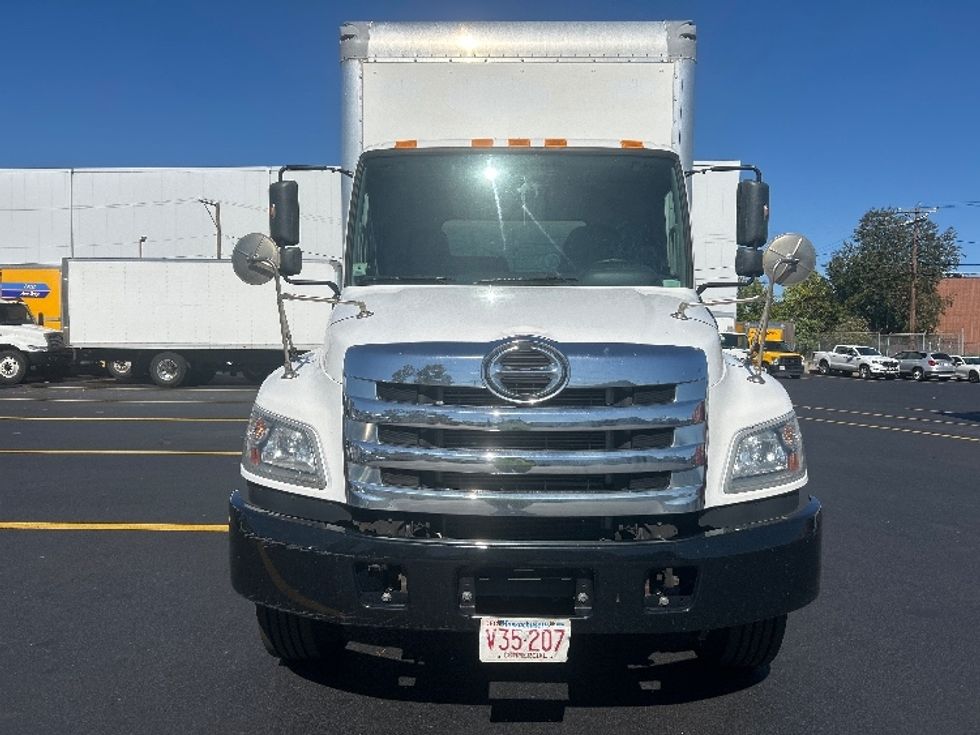 Medium Duty Box Truck-Light and Medium Duty Trucks-Hino-2020-268-Braintree-MA-202,516\n\t\tmiles-$ 45,500 - Image 2