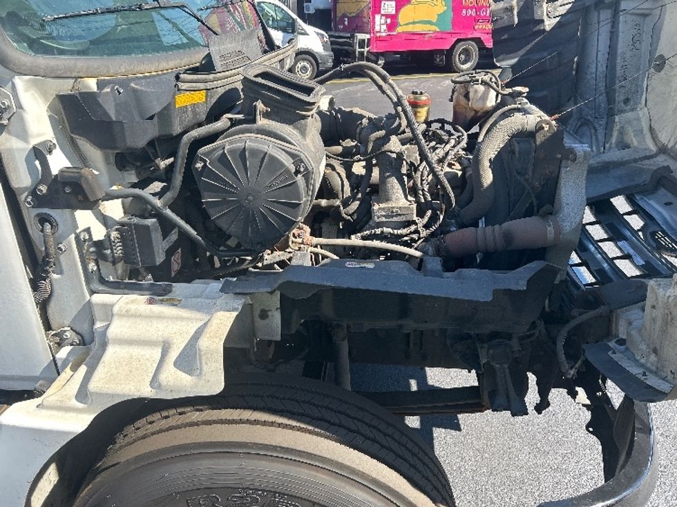 Medium Duty Box Truck-Light and Medium Duty Trucks-Hino-2020-268-Braintree-MA-202,516\n\t\tmiles-$ 45,500 - Image 22