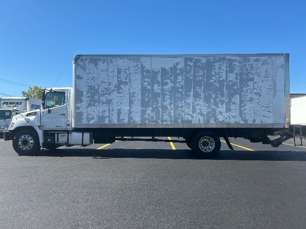 Medium Duty Box Truck-Light and Medium Duty Trucks-Hino-2020-268-Braintree-MA-202,516\n\t\tmiles-$ 45,500 - Image 4