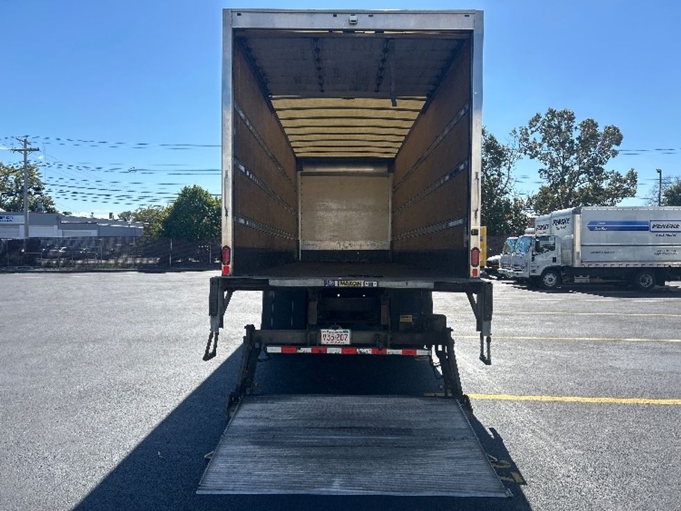 Medium Duty Box Truck-Light and Medium Duty Trucks-Hino-2020-268-Braintree-MA-202,516\n\t\tmiles-$ 45,500 - Image 8