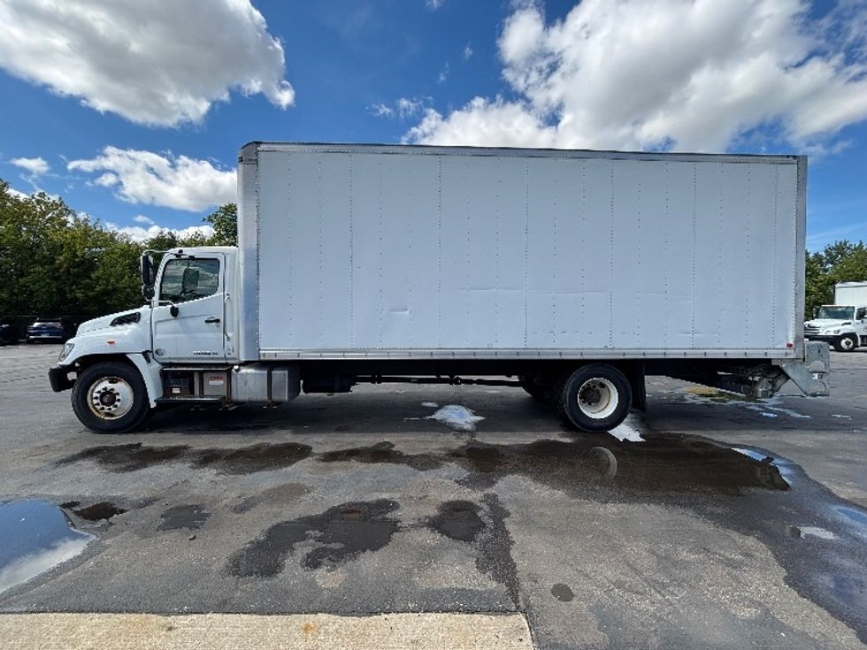 Medium Duty Box Truck-Light and Medium Duty Trucks-Hino-2020-268-Brook Park-OH-190,431\n\t\tmiles-$ 48,250 - Image 4