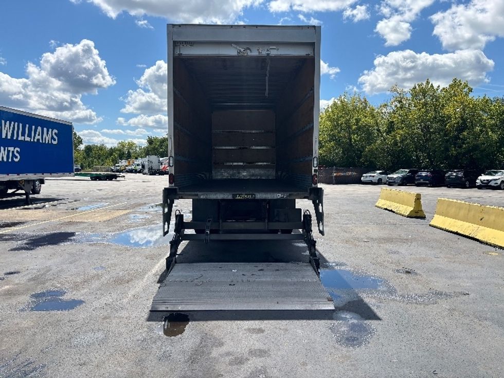 Medium Duty Box Truck-Light and Medium Duty Trucks-Hino-2020-268-Brook Park-OH-190,431\n\t\tmiles-$ 48,250 - Image 9