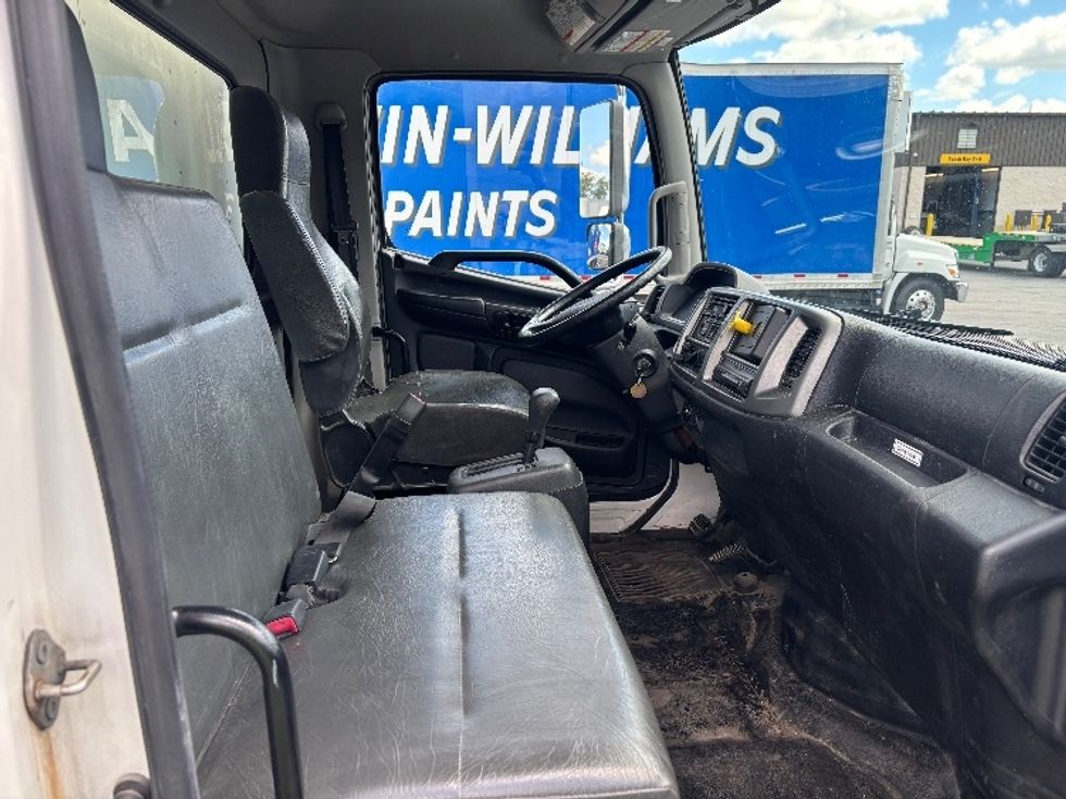 Medium Duty Box Truck-Light and Medium Duty Trucks-Hino-2020-268-Brook Park-OH-190,431\n\t\tmiles-$ 51,000 - Image 22