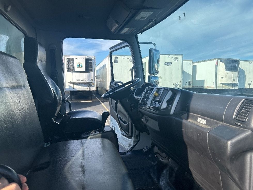 Medium Duty Box Truck-Light and Medium Duty Trucks-Hino-2020-268-Brook Park-OH-196,064\n\t\tmiles-$ 50,500 - Image 22