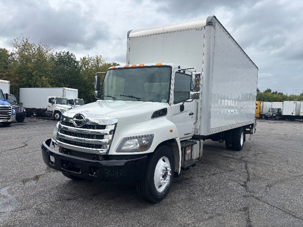 Medium Duty Box Truck-Light and Medium Duty Trucks-Hino-2020-268-Brook Park-OH-198,081\n\t\tmiles-$ 49,750 - Image 3