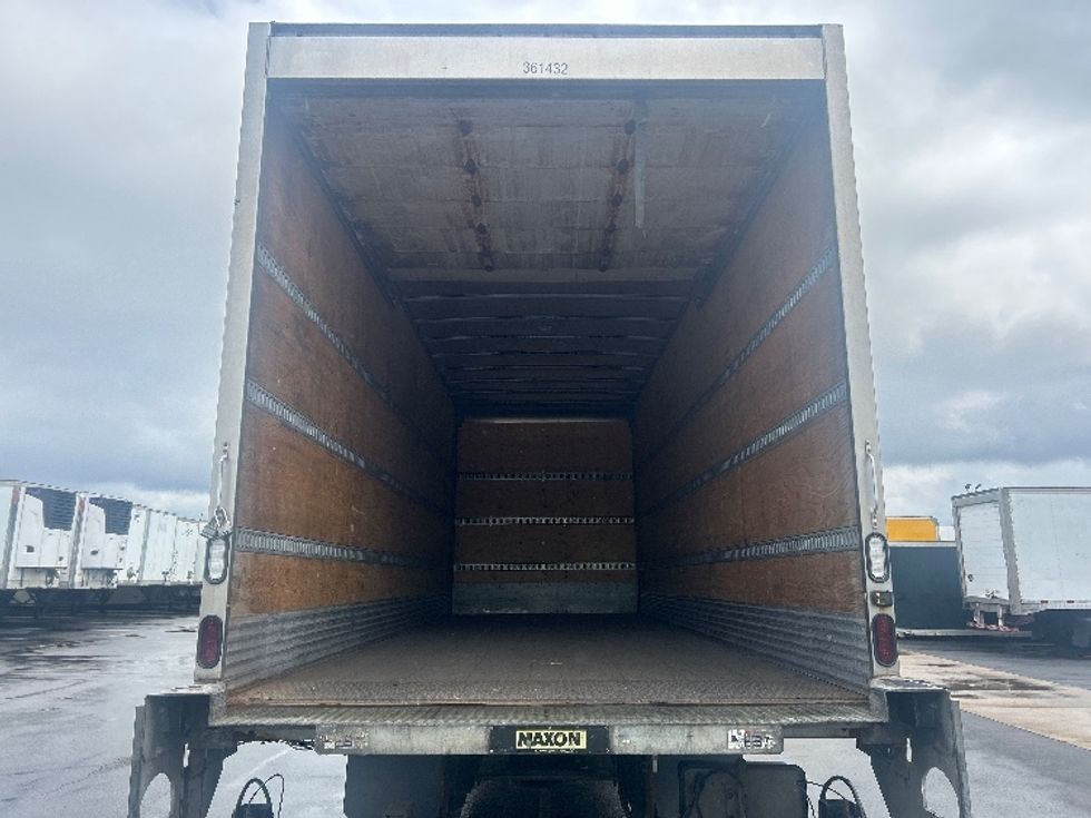 Medium Duty Box Truck-Light and Medium Duty Trucks-Hino-2020-268-Brook Park-OH-198,081\n\t\tmiles-$ 49,750 - Image 8