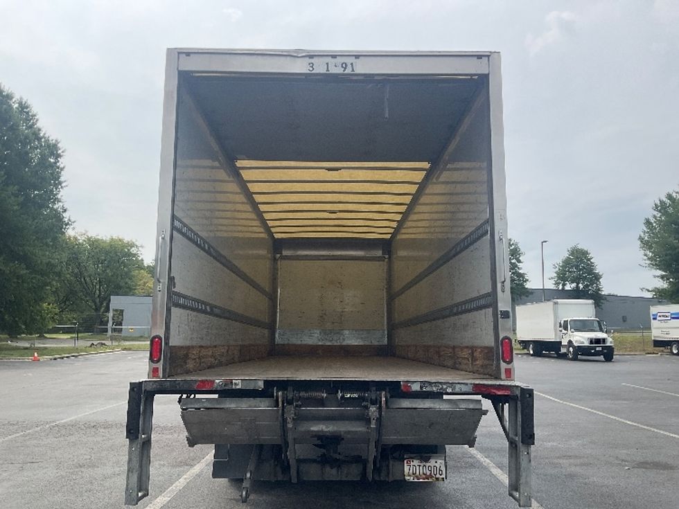 Medium Duty Box Truck-Light and Medium Duty Trucks-Hino-2020-268-Capitol Heights-MD-222,096\n\t\tmiles-$ 46,750 - Image 8