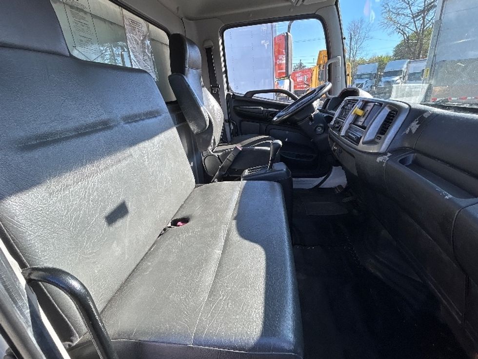 Medium Duty Box Truck-Light and Medium Duty Trucks-Hino-2020-268-Charlotte-NC-132,252\n\t\tmiles-$ 65,500 - Image 22