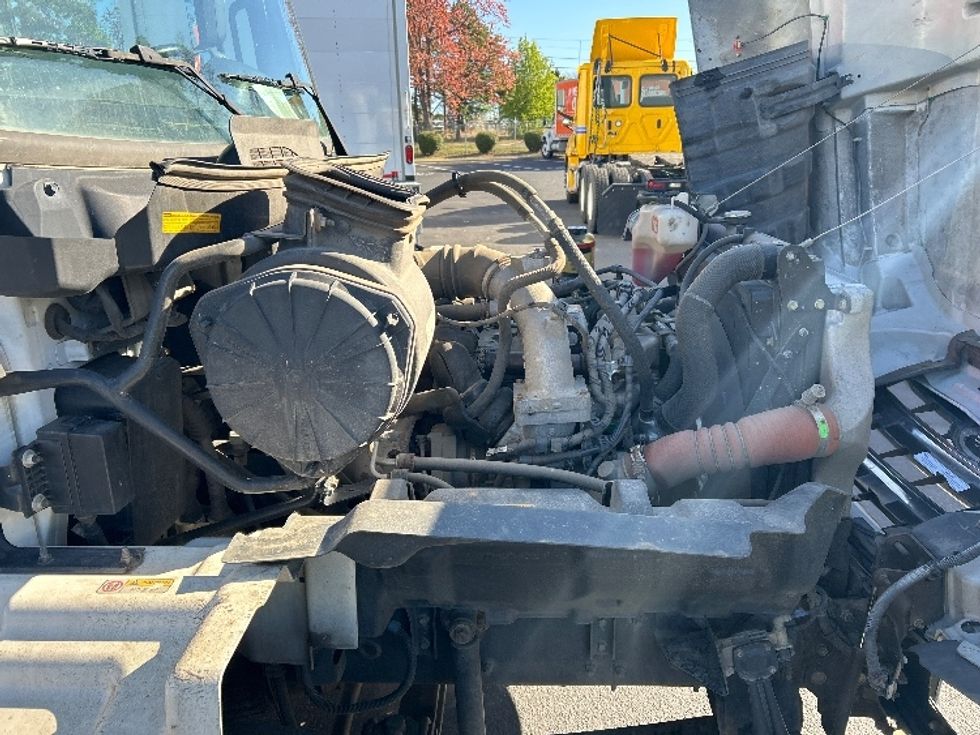 Medium Duty Box Truck-Light and Medium Duty Trucks-Hino-2020-268-Charlotte-NC-132,252\n\t\tmiles-$ 65,500 - Image 23