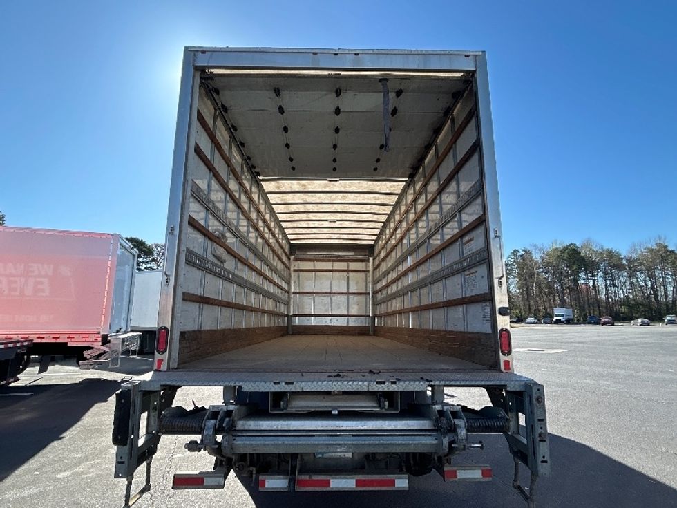 Medium Duty Box Truck-Light and Medium Duty Trucks-Hino-2020-268-Charlotte-NC-132,252\n\t\tmiles-$ 65,500 - Image 8