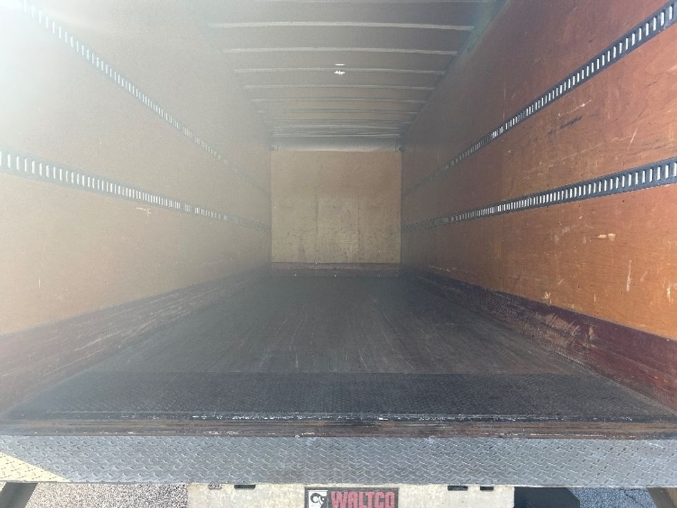 Medium Duty Box Truck-Light and Medium Duty Trucks-Hino-2020-268-Chester-VA-149,200\n\t\tmiles-$ 60,000 - Image 10