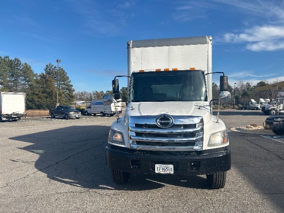 Medium Duty Box Truck-Light and Medium Duty Trucks-Hino-2020-268-Chester-VA-149,200\n\t\tmiles-$ 60,000 - Image 2