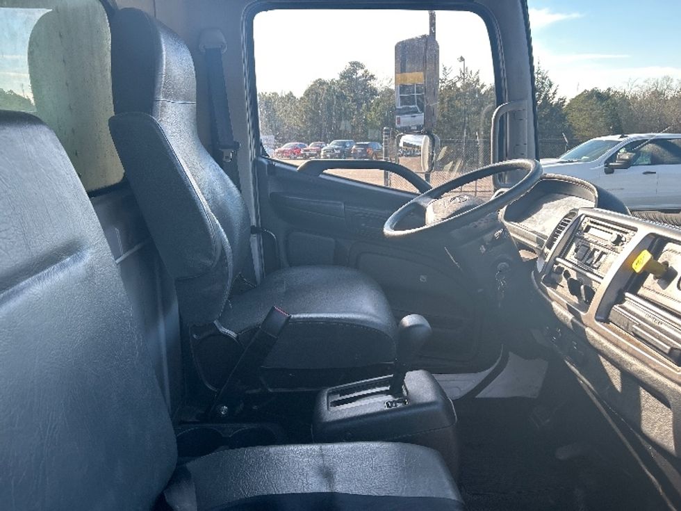 Medium Duty Box Truck-Light and Medium Duty Trucks-Hino-2020-268-Chester-VA-149,200\n\t\tmiles-$ 60,000 - Image 22