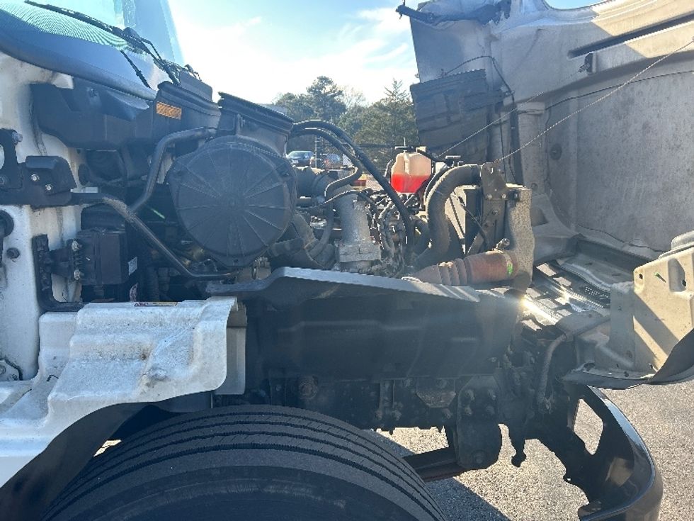 Medium Duty Box Truck-Light and Medium Duty Trucks-Hino-2020-268-Chester-VA-149,200\n\t\tmiles-$ 60,000 - Image 23