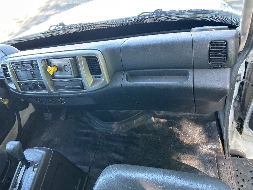 Medium Duty Box Truck-Light and Medium Duty Trucks-Hino-2020-268-Clackamas-OR-210,953\n\t\tmiles-$ 38,750 - Image 21