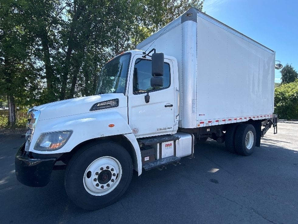 Medium Duty Box Truck-Light and Medium Duty Trucks-Hino-2020-268-Clackamas-OR-210,953\n\t\tmiles-$ 38,750 - Image 3