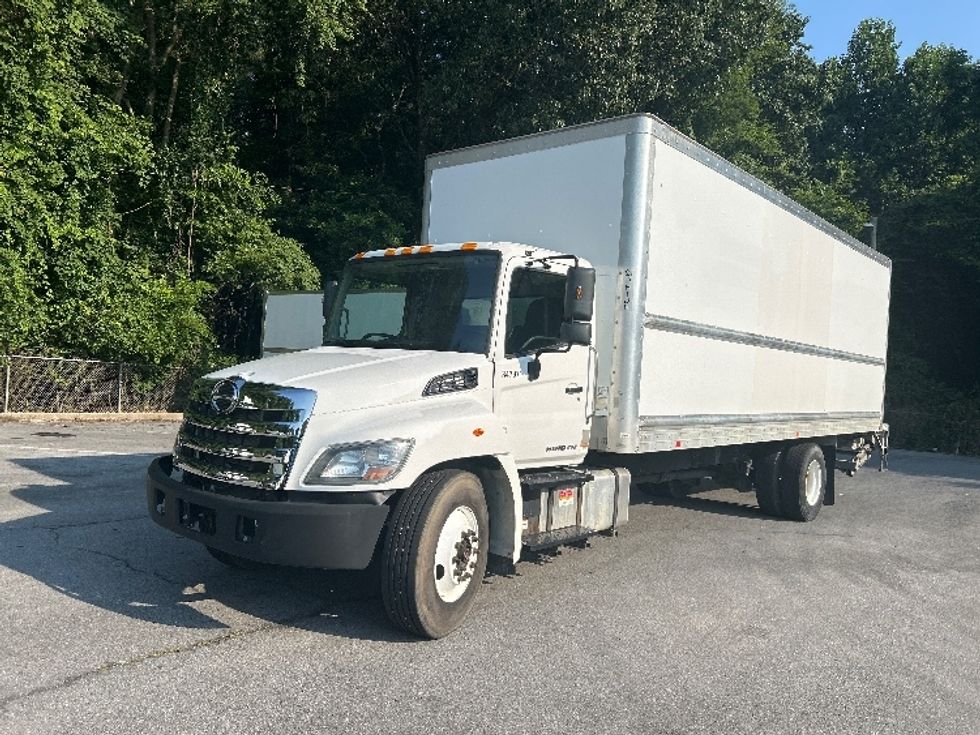 Medium Duty Box Truck-Light and Medium Duty Trucks-Hino-2020-268-Cleveland-TN-118,796\n\t\tmiles-$ 68,500 - Image 3