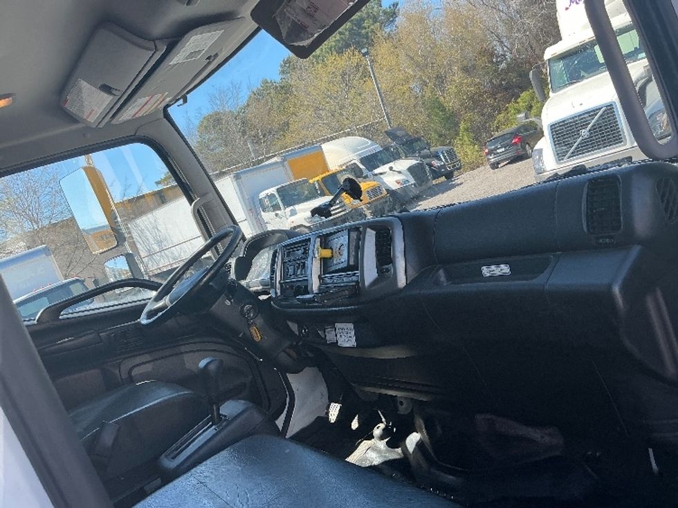 Medium Duty Box Truck-Light and Medium Duty Trucks-Hino-2020-268-Conway-SC-159,222\n\t\tmiles-$ 61,750 - Image 19