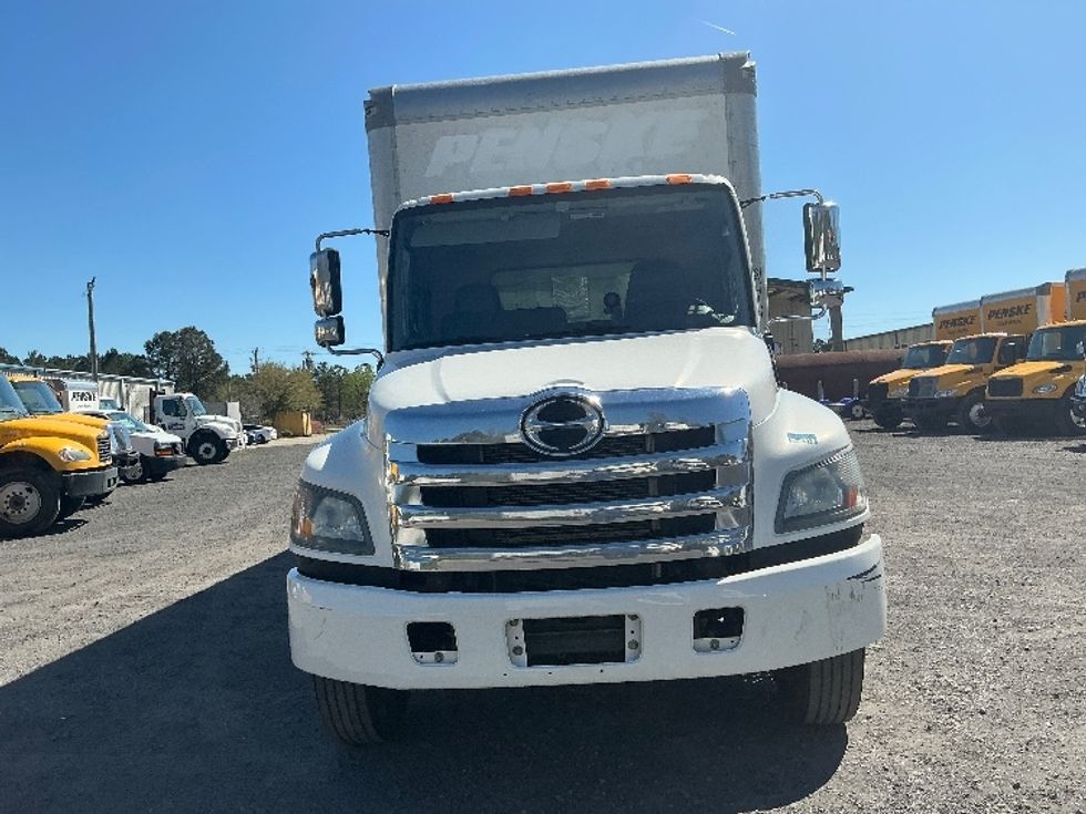 Medium Duty Box Truck-Light and Medium Duty Trucks-Hino-2020-268-Conway-SC-159,222\n\t\tmiles-$ 61,750 - Image 2