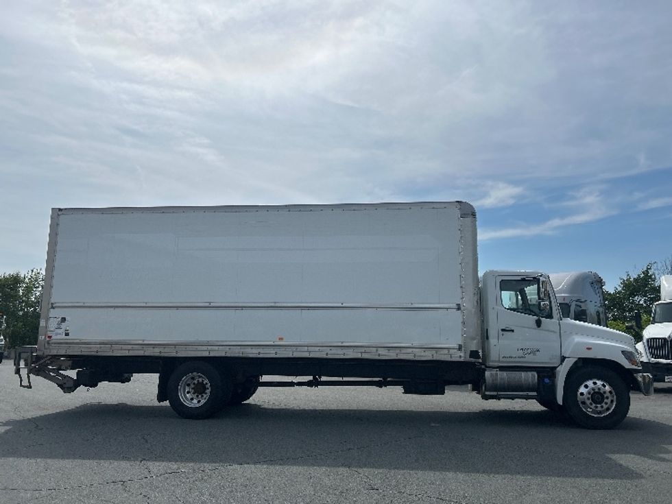 Medium Duty Box Truck-Light and Medium Duty Trucks-Hino-2020-268-Dartmouth-NS-292,131\n\t\tkm-$ 67,500 - Image 15