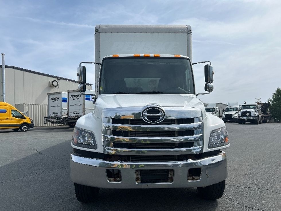 Medium Duty Box Truck-Light and Medium Duty Trucks-Hino-2020-268-Dartmouth-NS-292,131\n\t\tkm-$ 67,500 - Image 2