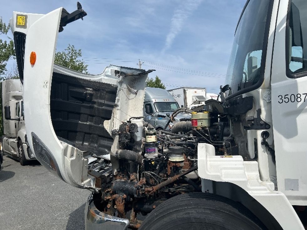 Medium Duty Box Truck-Light and Medium Duty Trucks-Hino-2020-268-Dartmouth-NS-292,131\n\t\tkm-$ 67,500 - Image 24