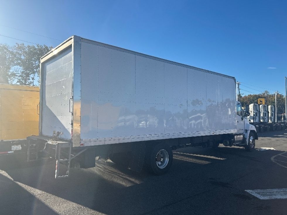 Medium Duty Box Truck-Light and Medium Duty Trucks-Hino-2020-268-Dayton-NJ-195,905\n\t\tmiles-$ 56,750 - Image 13