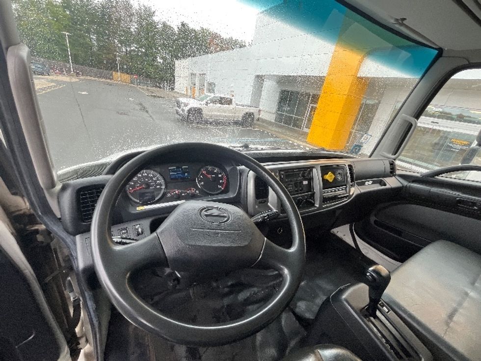 Medium Duty Box Truck-Light and Medium Duty Trucks-Hino-2020-268-Dayton-NJ-195,905\n\t\tmiles-$ 56,750 - Image 17