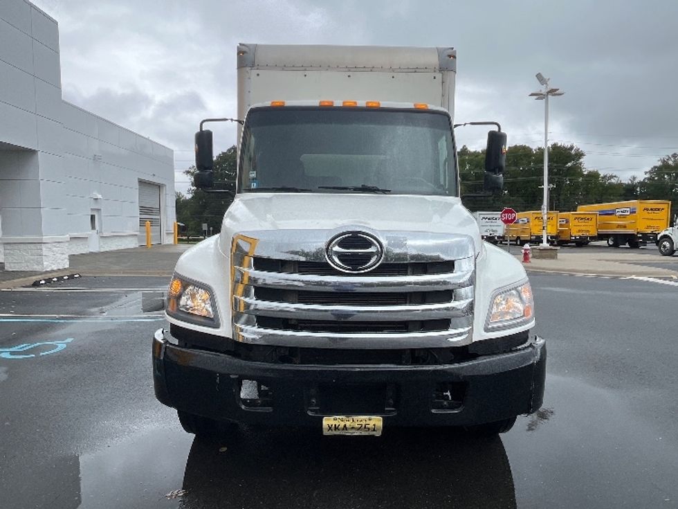 Medium Duty Box Truck-Light and Medium Duty Trucks-Hino-2020-268-Dayton-NJ-195,905\n\t\tmiles-$ 56,750 - Image 2