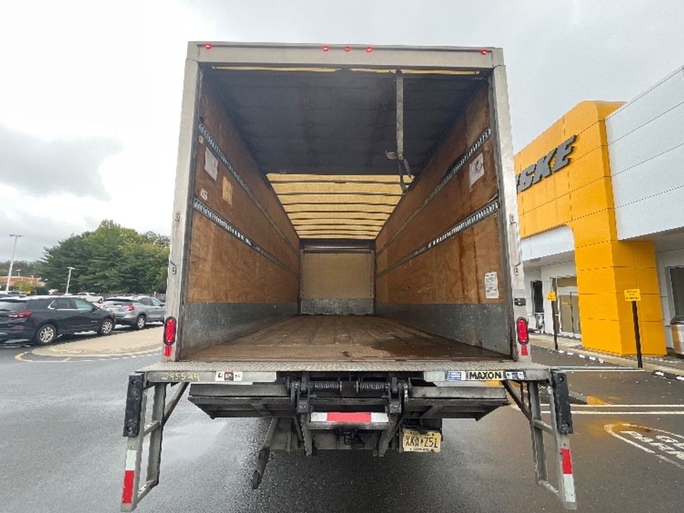 Medium Duty Box Truck-Light and Medium Duty Trucks-Hino-2020-268-Dayton-NJ-195,905\n\t\tmiles-$ 56,750 - Image 8